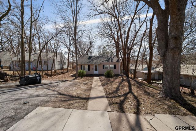 6939 Hamilton Street, Omaha, NE 68132