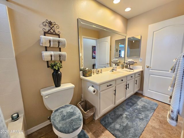 5830 E MCKELLIPS Road 94, Mesa, AZ 85215