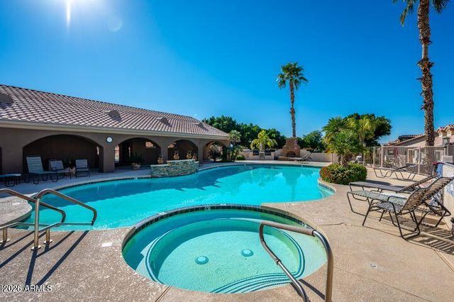 5830 E MCKELLIPS Road 94, Mesa, AZ 85215