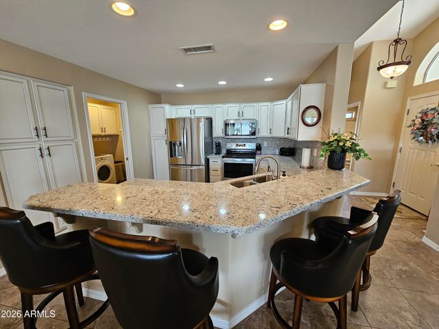 5830 E MCKELLIPS Road 94, Mesa, AZ 85215