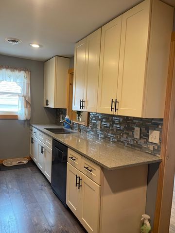 4917 Abbott Avenue N, Brooklyn Center, MN 55429