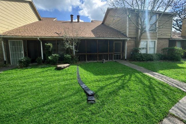 12207 W Village Drive B, Houston, TX 77039