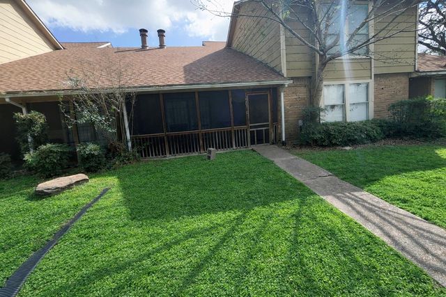 12207 W Village Drive B, Houston, TX 77039