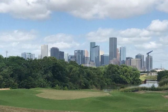 2721 Clinton Drive, Houston, TX 77020