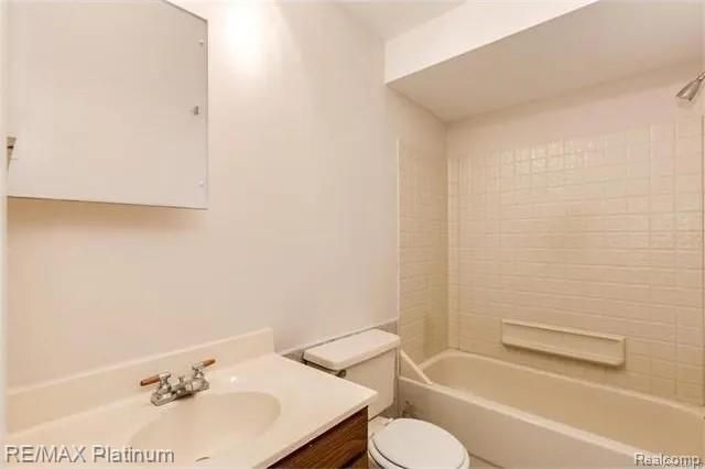 23314 N Dixboro Road, South Lyon, MI 48178