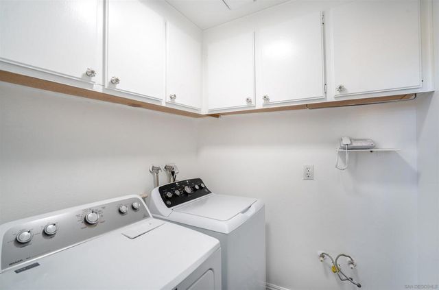 1116 Circle Dr, Escondido, CA 92025