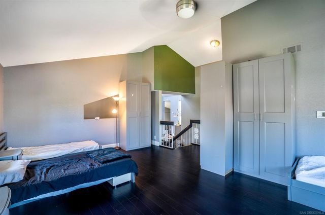 1116 Circle Dr, Escondido, CA 92025