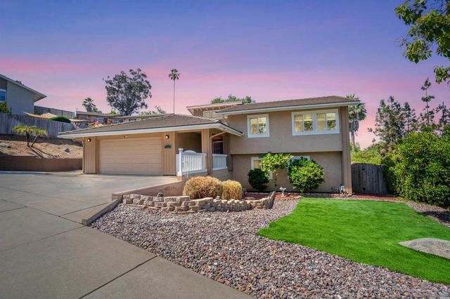 1116 Circle Dr, Escondido, CA 92025