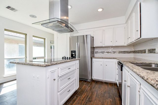 2203 Briarview Drive, Houston, TX 77077