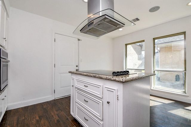 2203 Briarview Drive, Houston, TX 77077