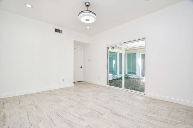 2203 Briarview Drive, Houston, TX 77077