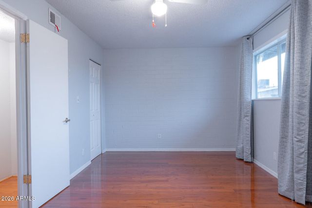 5365 N Black Cyn Highway, Phoenix, AZ 85015