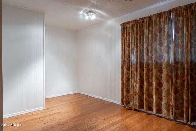 5365 N Black Cyn Highway, Phoenix, AZ 85015