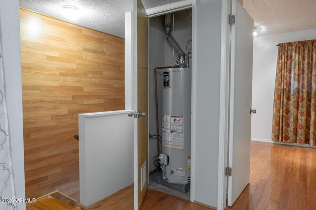 5365 N Black Cyn Highway, Phoenix, AZ 85015