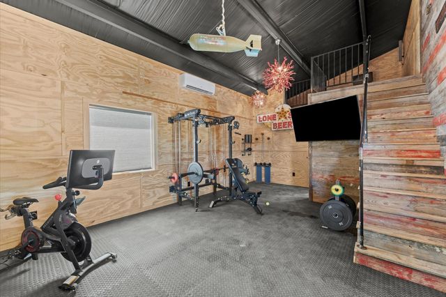 2743 Bobville, Montgomery, TX 77316