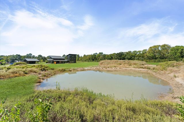 2743 Bobville, Montgomery, TX 77316