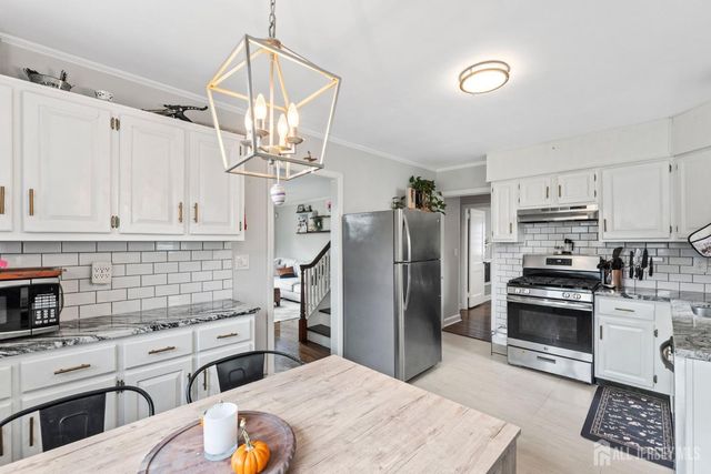151 Harris Avenue, Middlesex, NJ 08846