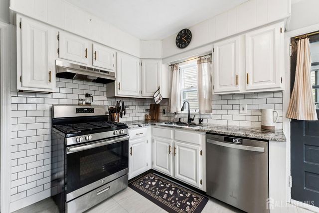 151 Harris Avenue, Middlesex, NJ 08846