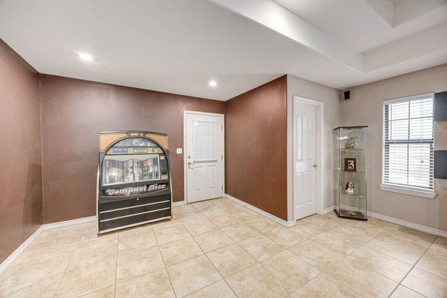 152 Summers Lane, Alice, TX 78332