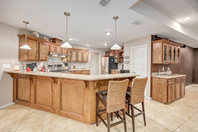 152 Summers Lane, Alice, TX 78332