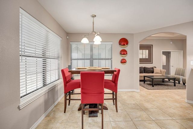 152 Summers Lane, Alice, TX 78332