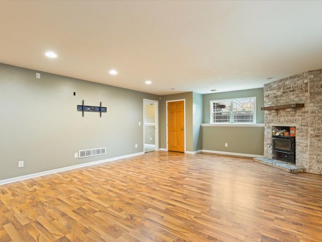 207 Coronado Boulevard, Loves Park, IL 61111