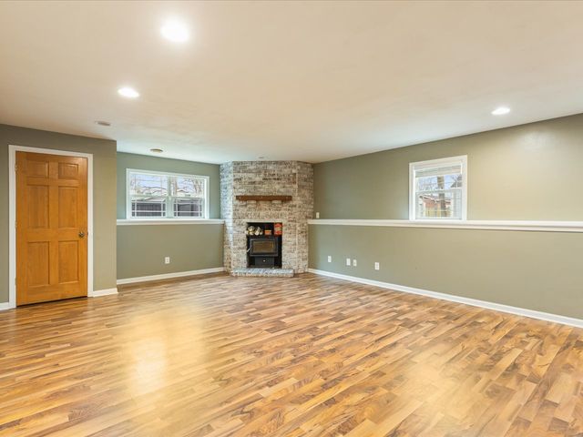 207 Coronado Boulevard, Loves Park, IL 61111