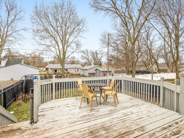 207 Coronado Boulevard, Loves Park, IL 61111