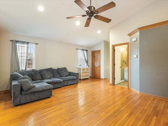 207 Coronado Boulevard, Loves Park, IL 61111