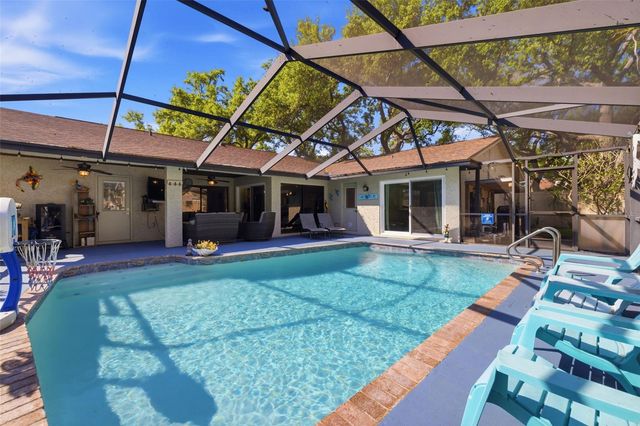 2240 WILLOWBROOK DRIVE, Clearwater, FL 33764