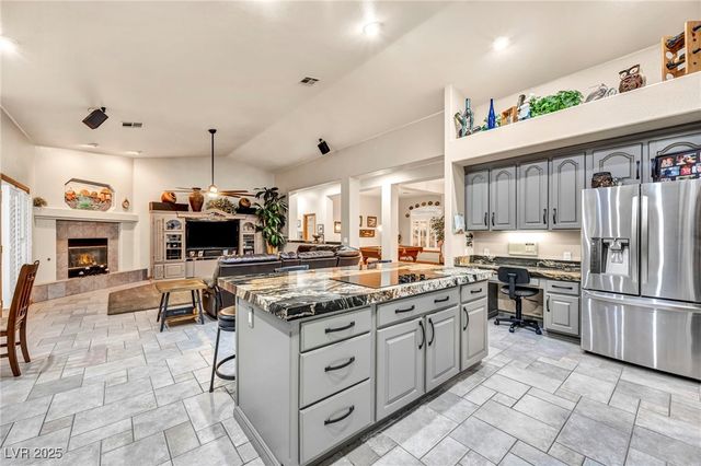 9770 West El Campo Grande Avenue, Las Vegas, NV 89149