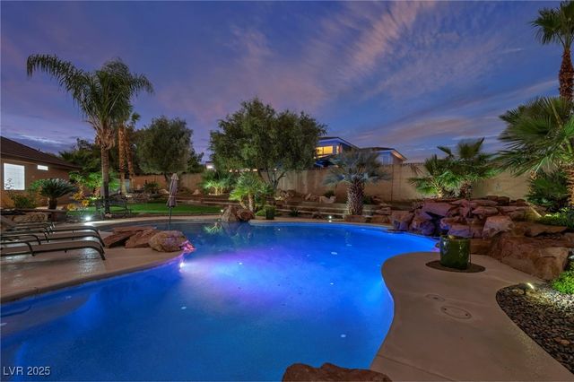 9770 West El Campo Grande Avenue, Las Vegas, NV 89149