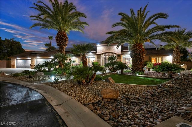 9770 West El Campo Grande Avenue, Las Vegas, NV 89149