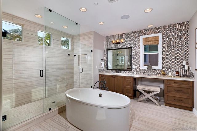 4843 Nelson Ct, Carlsbad, CA 92010