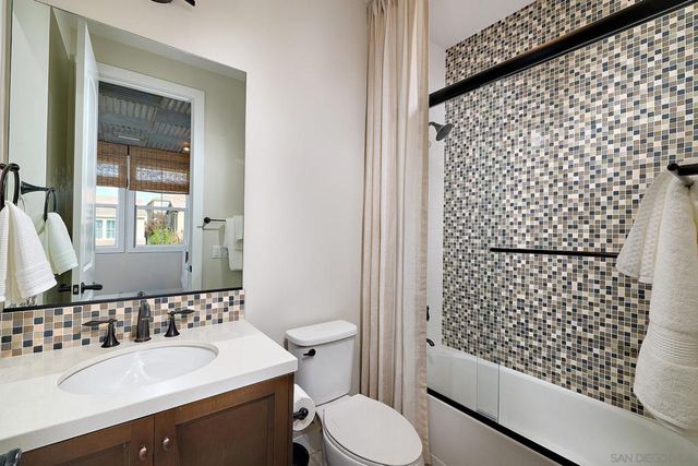 4843 Nelson Ct, Carlsbad, CA 92010