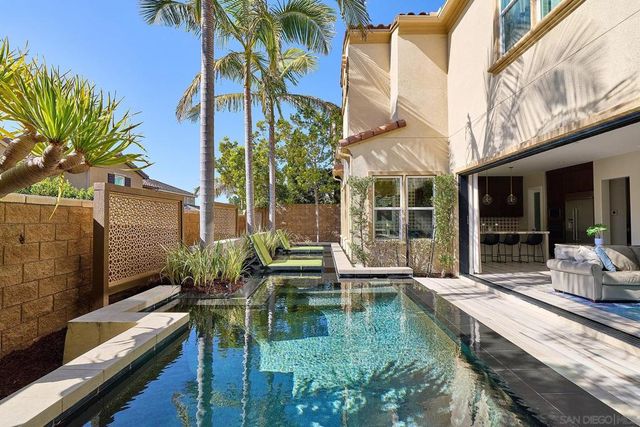 4843 Nelson Ct, Carlsbad, CA 92010