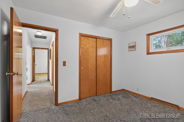 15121 Roberts Shore Drive, Constantine, MI 49042