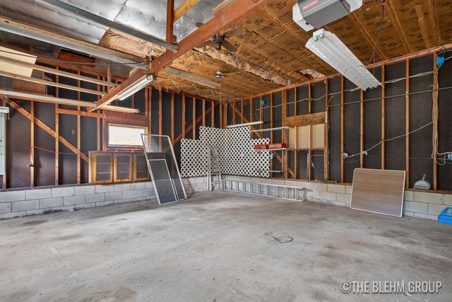 15121 Roberts Shore Drive, Constantine, MI 49042