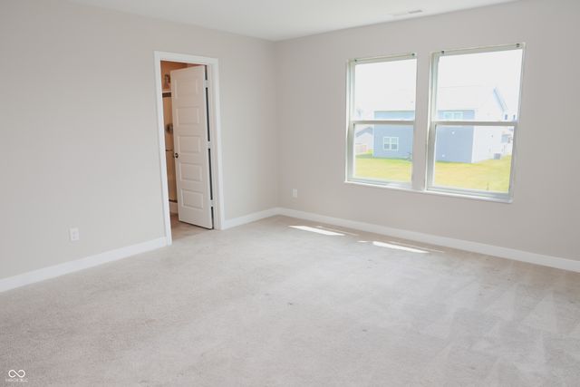 2135 Bauer Creek, Whitestown, IN 46075