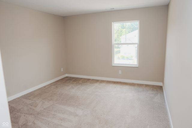 2135 Bauer Creek, Whitestown, IN 46075