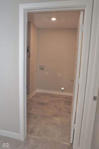 2135 Bauer Creek, Whitestown, IN 46075