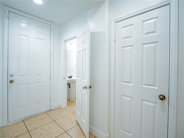 5328 Pendergrass Street, North Las Vegas, NV 89081