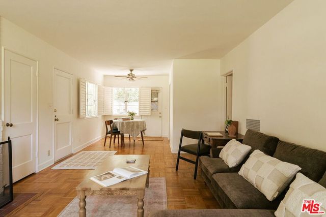 5434 Village Green, Los Angeles, CA 90016