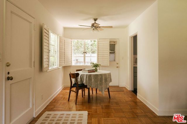 5434 Village Green, Los Angeles, CA 90016