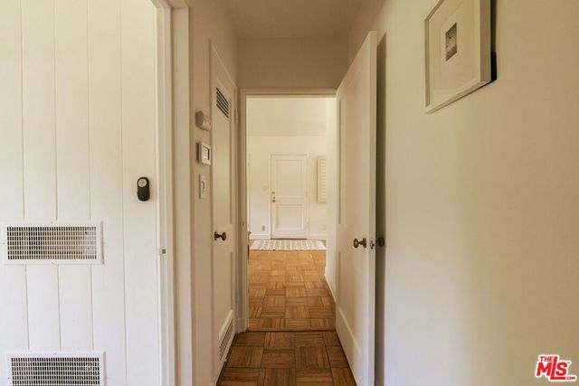 5434 Village Green, Los Angeles, CA 90016