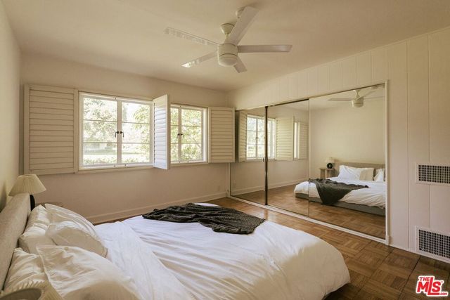 5434 Village Green, Los Angeles, CA 90016
