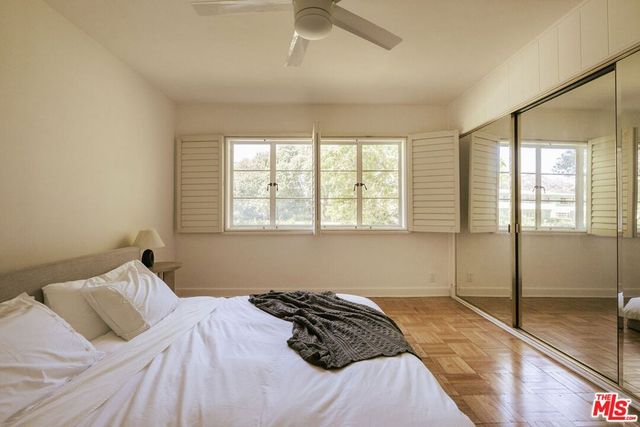 5434 Village Green, Los Angeles, CA 90016