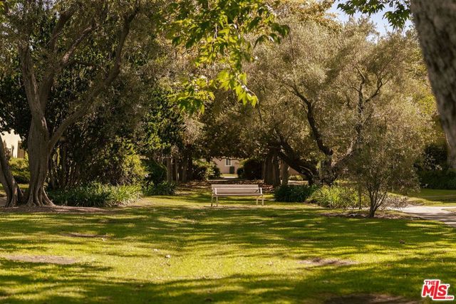 5434 Village Green, Los Angeles, CA 90016