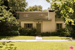 5434 Village Green, Los Angeles, CA 90016