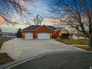 13898 S SUMMERSET CIR, Draper, UT 84020